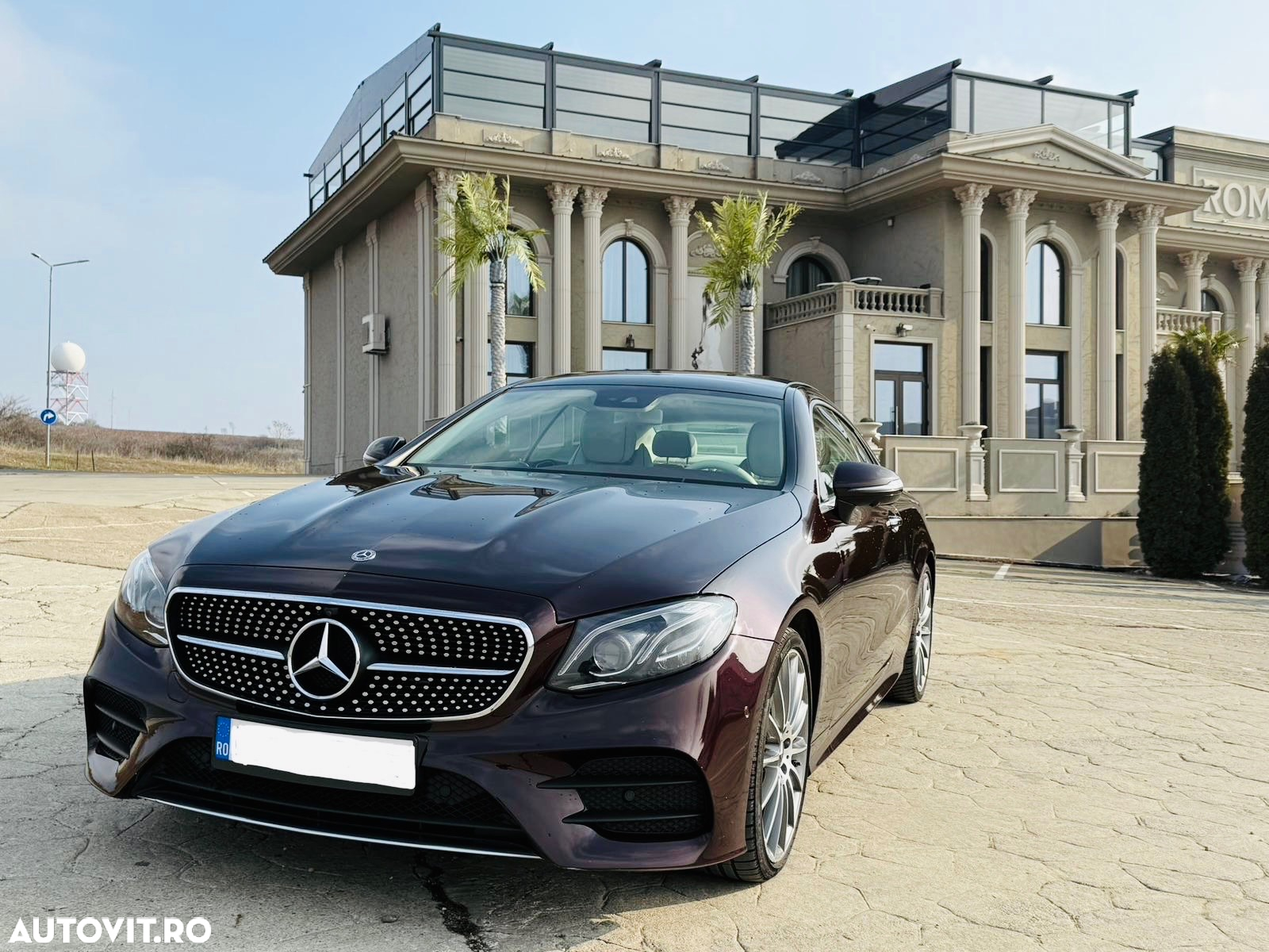 Mercedes-Benz E 220 d Coupe 9G-TRONIC AMG Line - 2