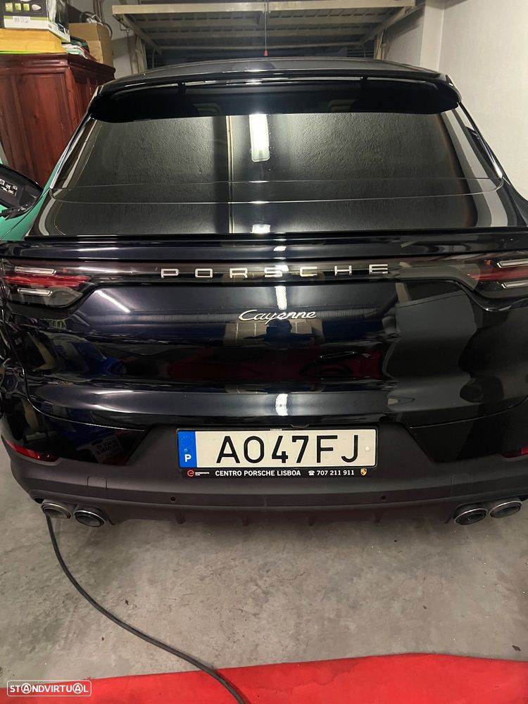 Porsche Cayenne Coupé E-Hybrid - 4