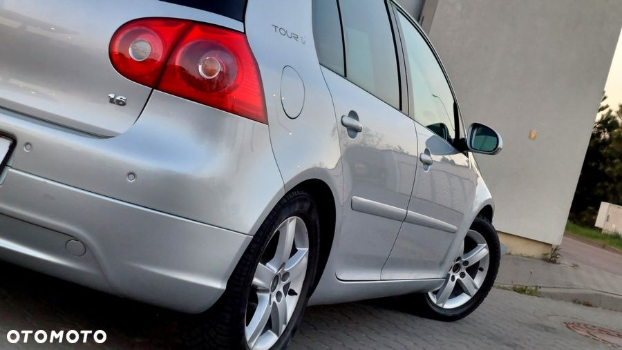 Volkswagen Golf 1.6 Tour Edition - 33