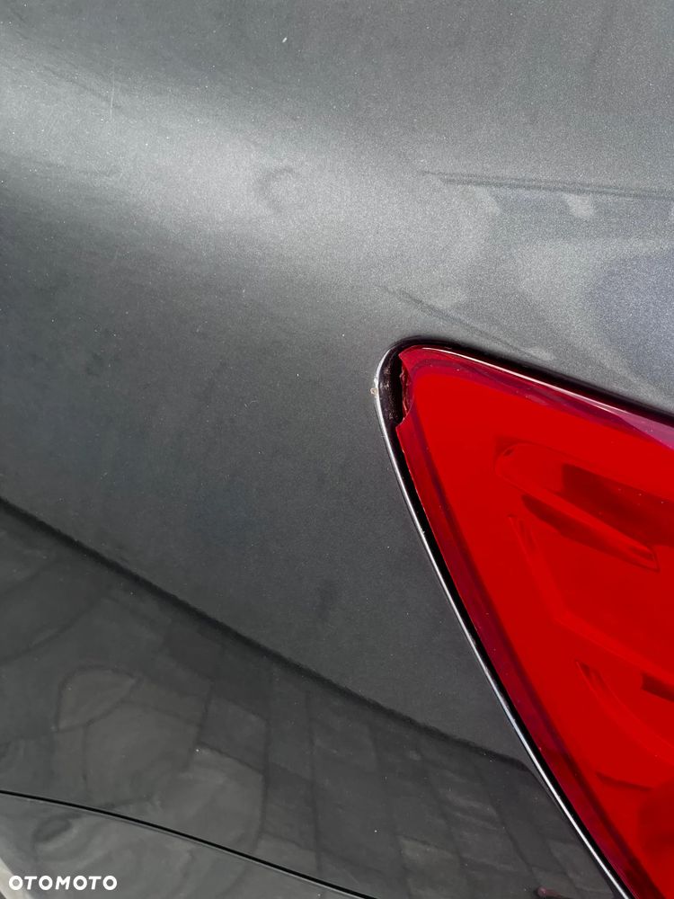 Kia Ceed - 11