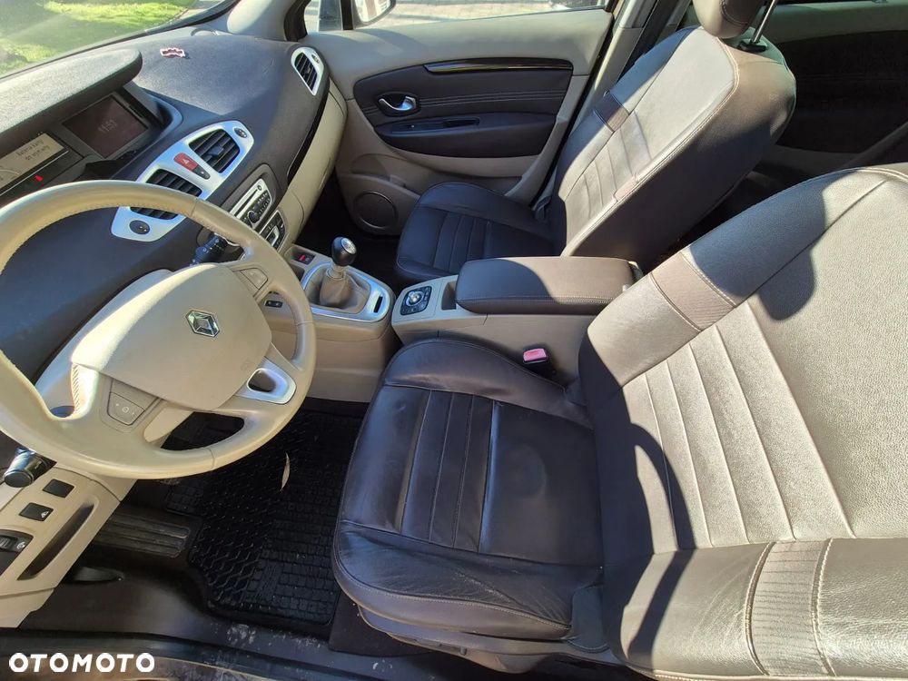 Renault Grand Scenic TCe 130 Luxe - 18