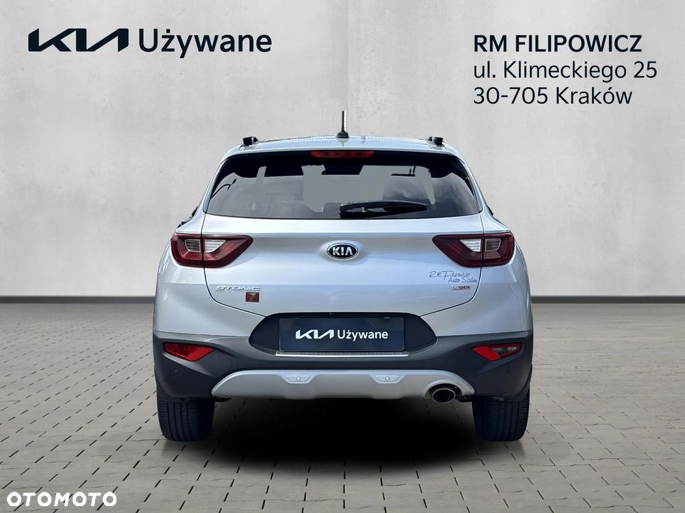Kia Stonic 1.0 T-GDI MHEV L - 4