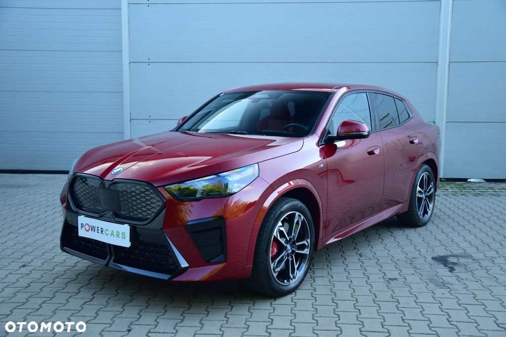 BMW iX2 xDrive30 66.5kWh M Sport - 22
