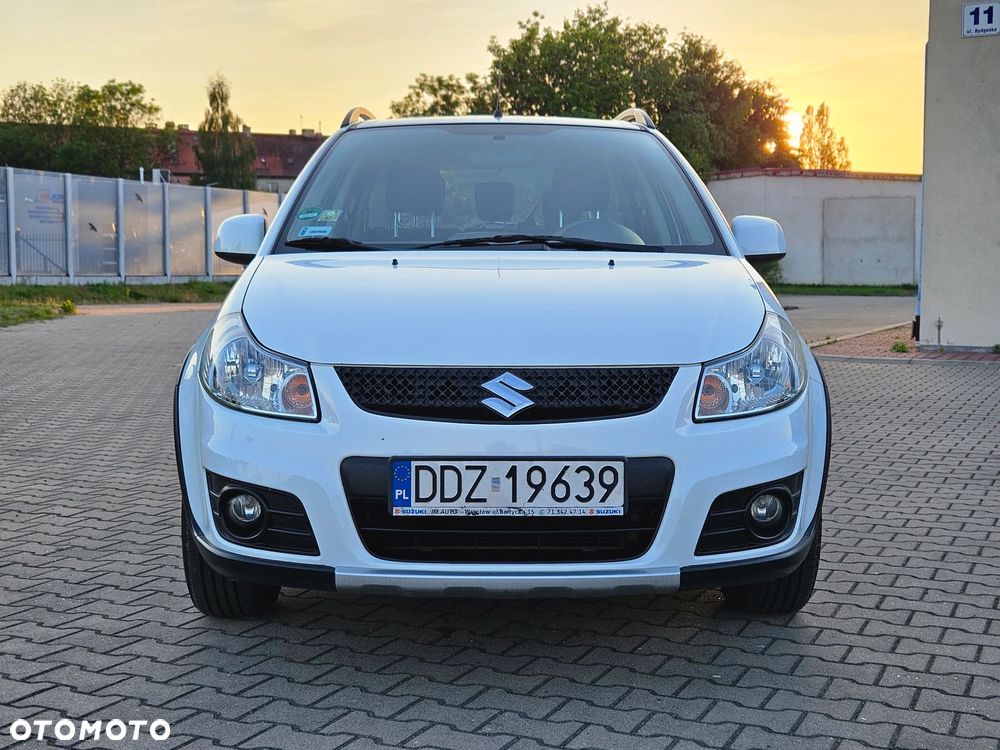 Suzuki SX4 1.6 Comfort Plus - 12