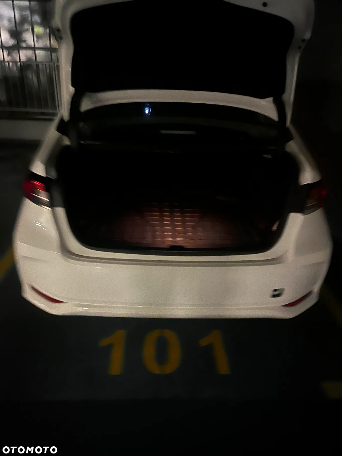 Toyota Corolla 1.8 Hybrid Comfort - 9