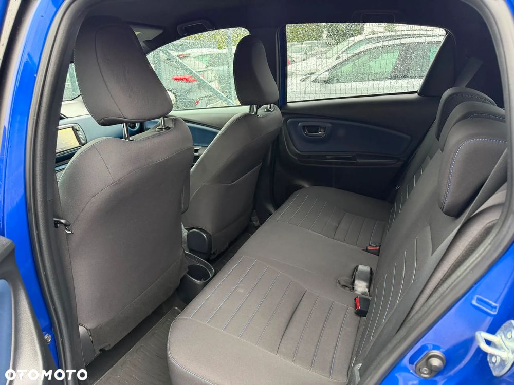 Toyota Yaris 1.5 VVT-i Comfort mit Design Paket - 38