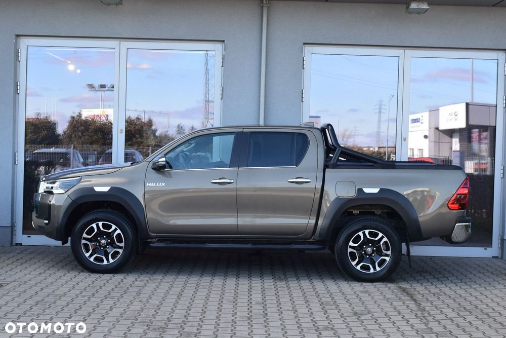 Toyota Hilux 2.8 D-4D mHEV Double Cab Executive 4x4 - 5