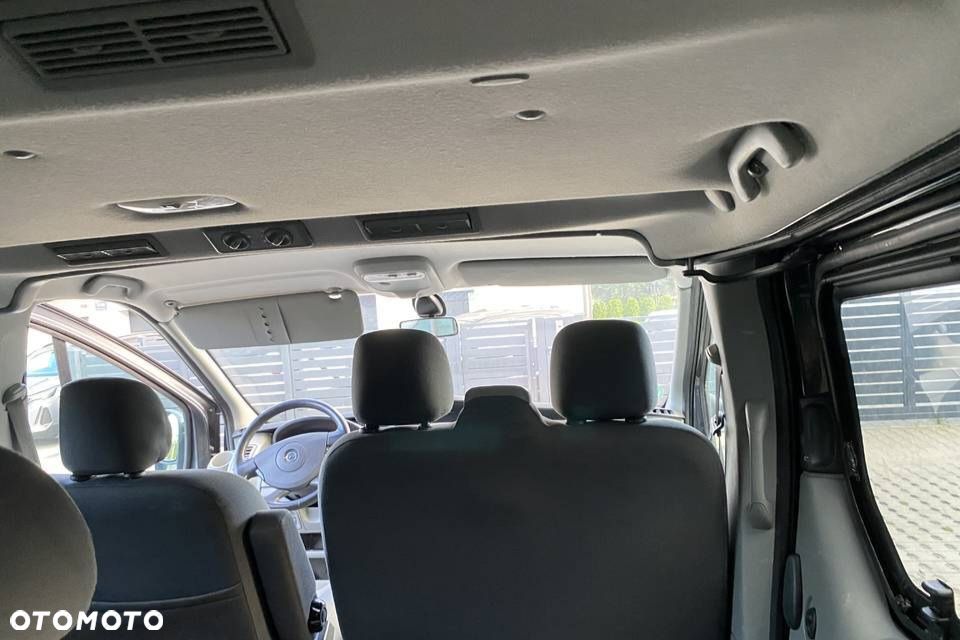 Opel Vivaro - 1