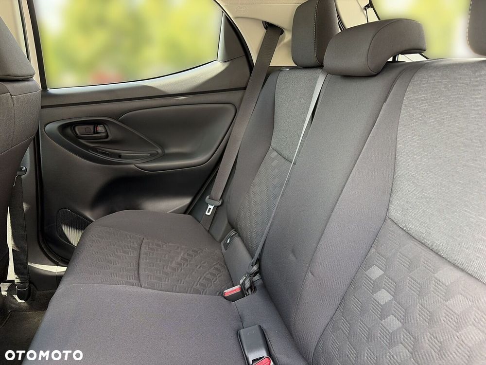 Toyota Yaris Hybrid 1.5 Style - 16