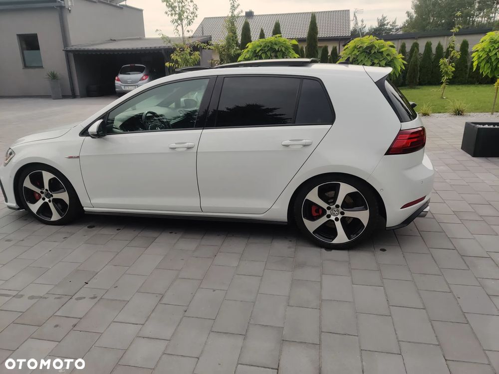 Volkswagen Golf GTI 2.0 TSI OPF DSG Performance - 23
