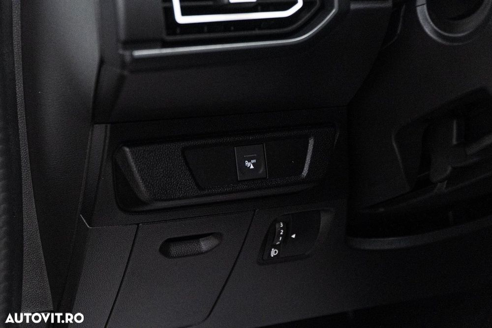 Dacia Logan TCe 90 MT6 Prestige - 17