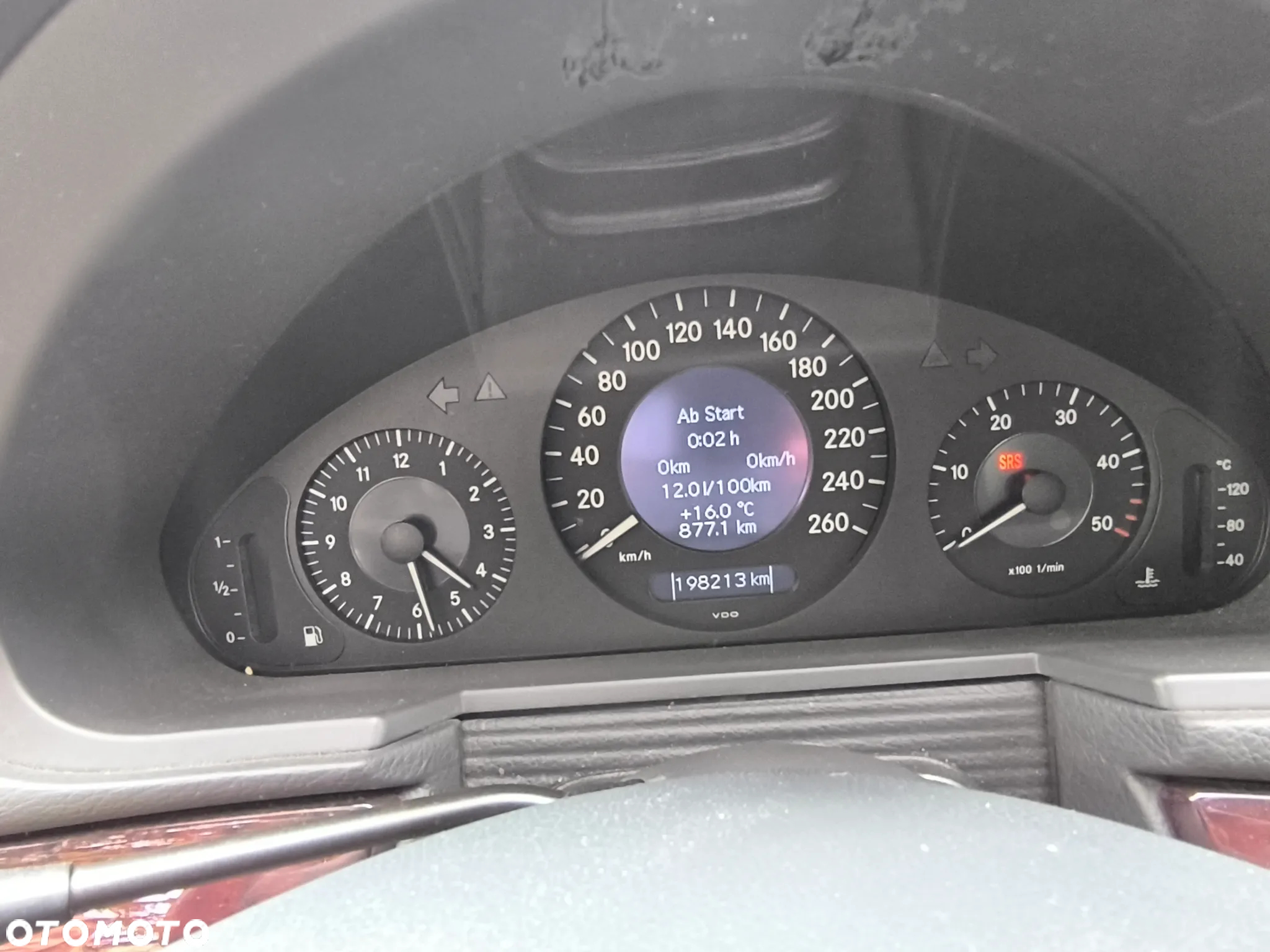 Mercedes-Benz Klasa E 220 CDI Automatik Classic DPF - 9