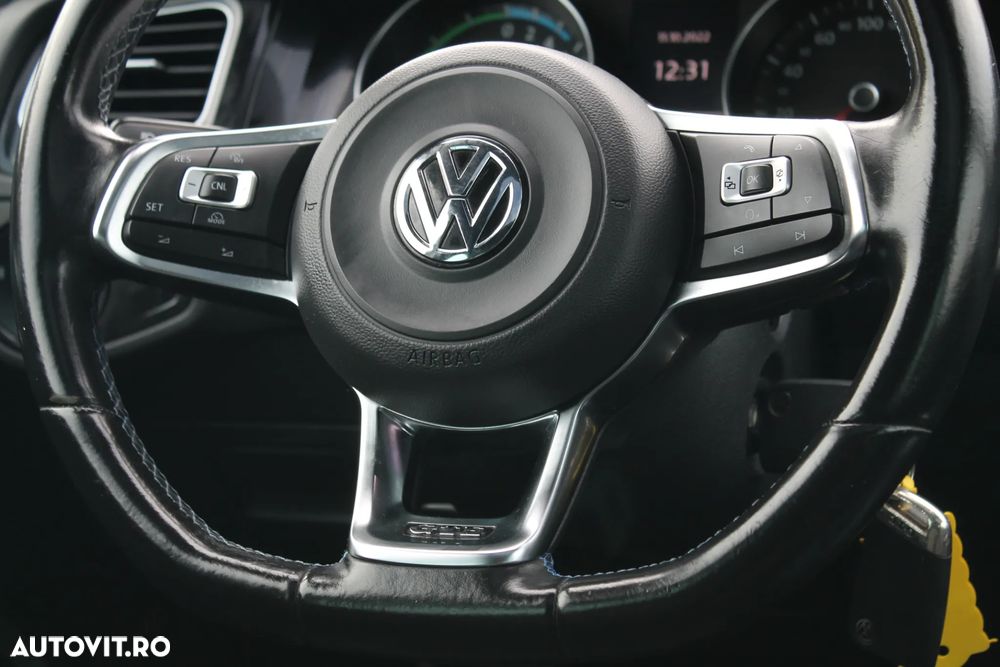 Volkswagen Golf GTE 1.4 TSI PHEV 204 CP - 23
