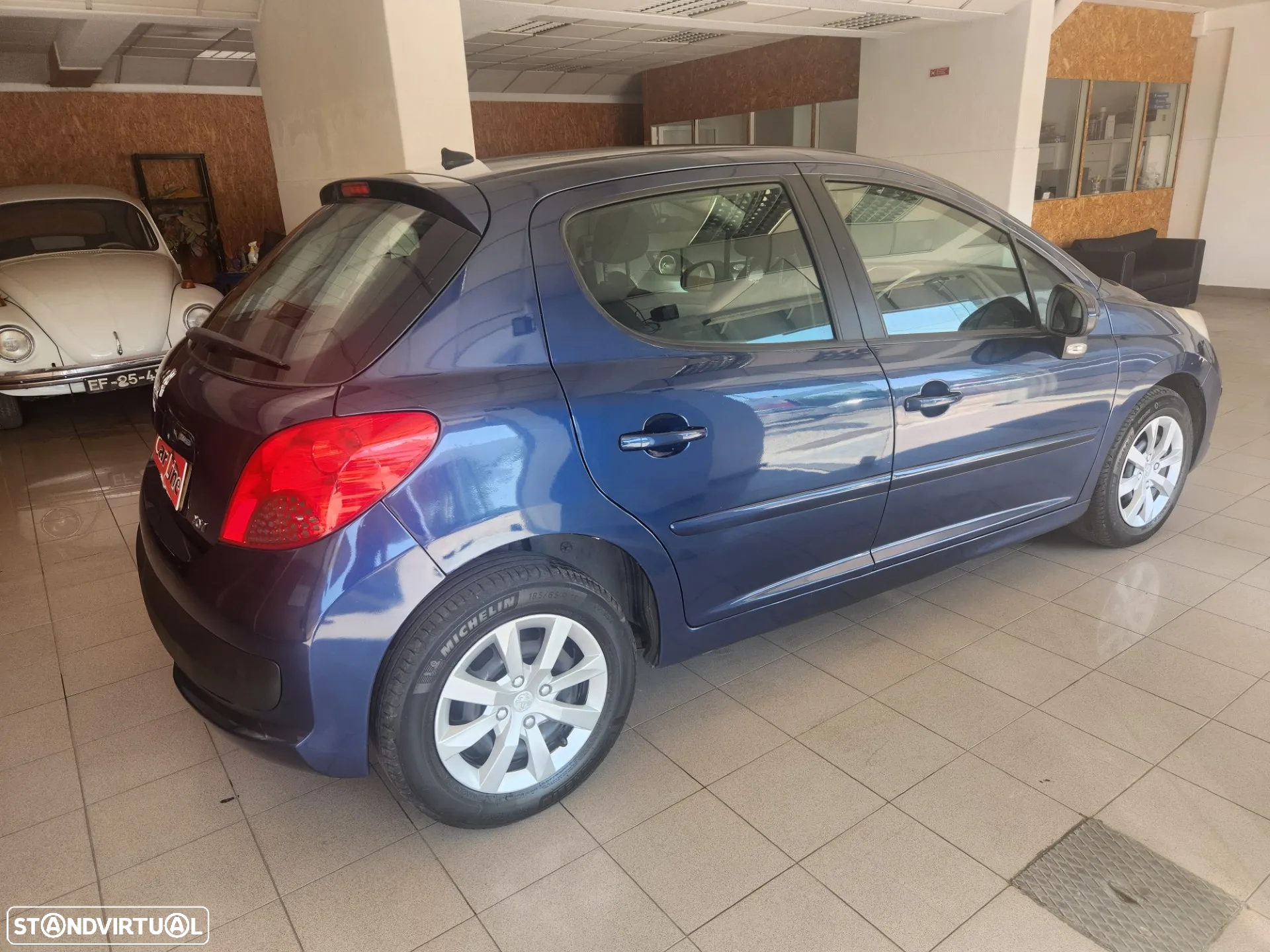 Peugeot 207 1.4 16V Trendy - 8