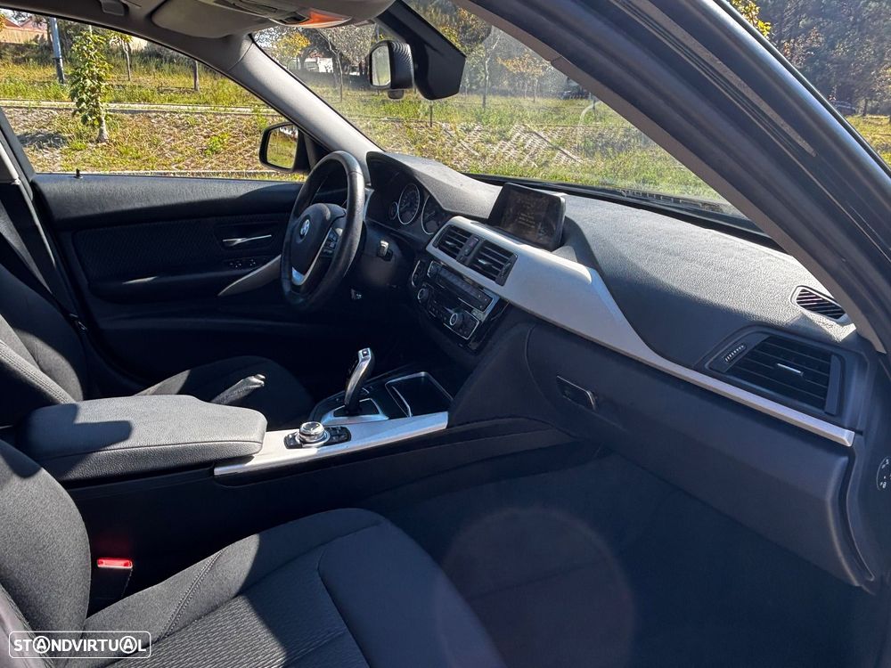 BMW 318 d Touring Advantage Auto - 18