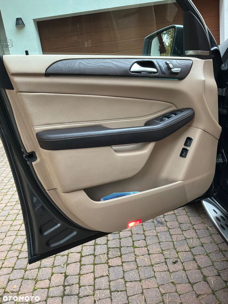 Mercedes-Benz GLE 350 d 4-Matic - 19