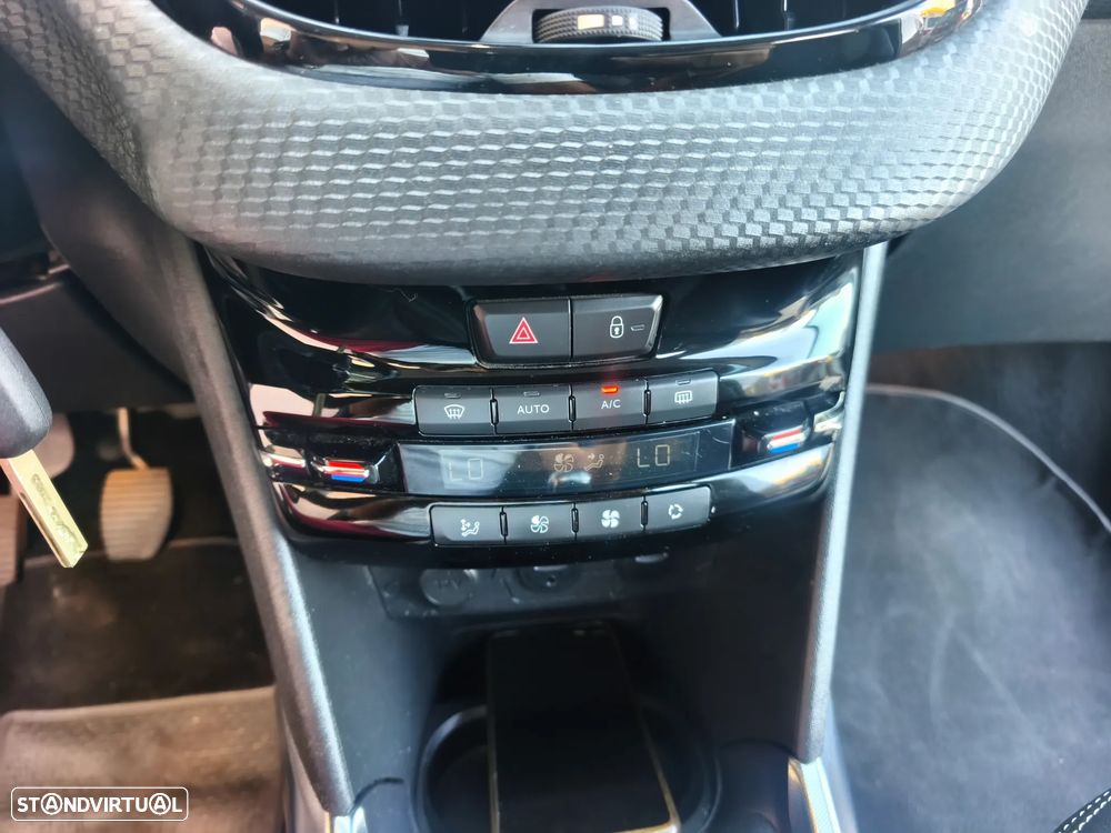 Peugeot 2008 e-HDi FAP 115 STOP & START Allure - 5