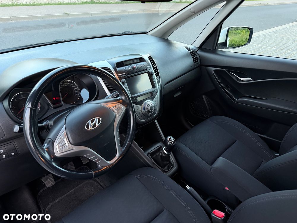 Hyundai ix20 1.6 CRDi blue YES Gold - 7