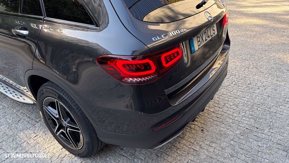Mercedes-Benz GLC 300 de 4Matic 9G-TRONIC AMG Line - 8