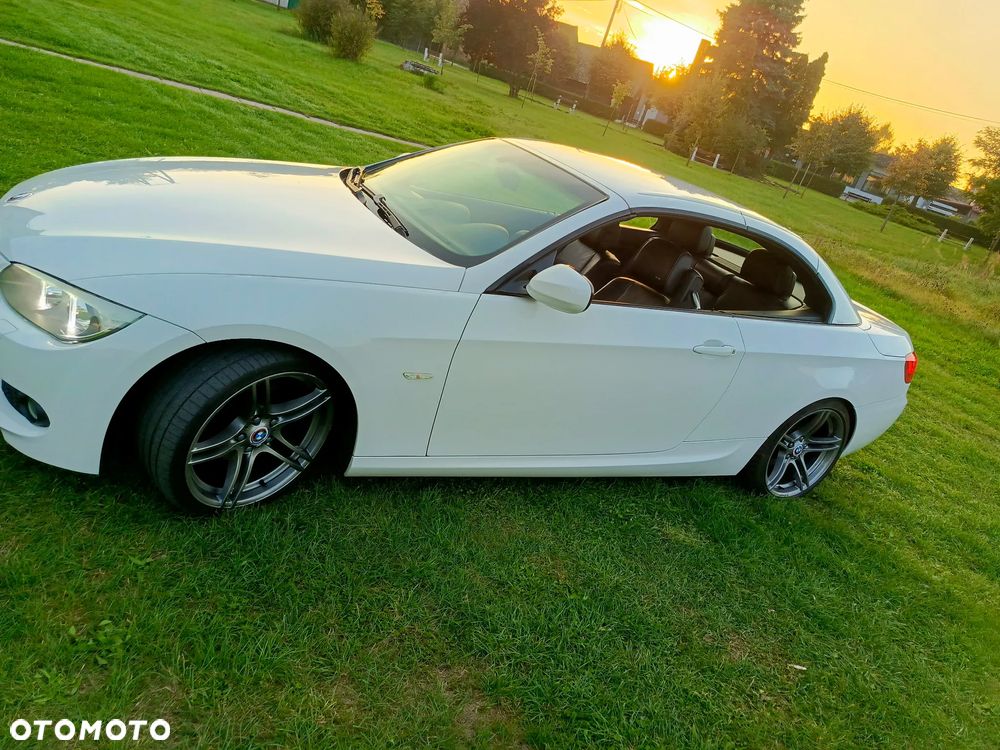 BMW Seria 3 320d - 14