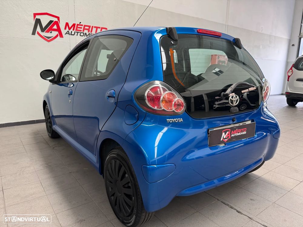 Toyota Aygo CoolBlue - 4