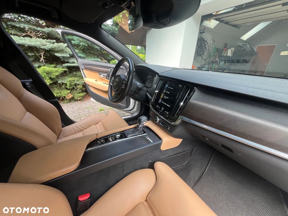 Volvo V90 D5 AWD Inscription - 17