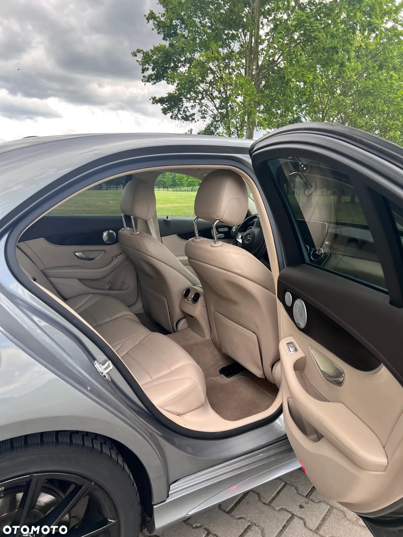 Mercedes-Benz Klasa C 300 7G-TRONIC - 11