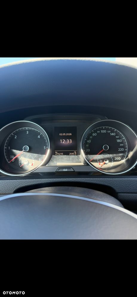 Volkswagen Golf 1.6 TDI Highline - 8