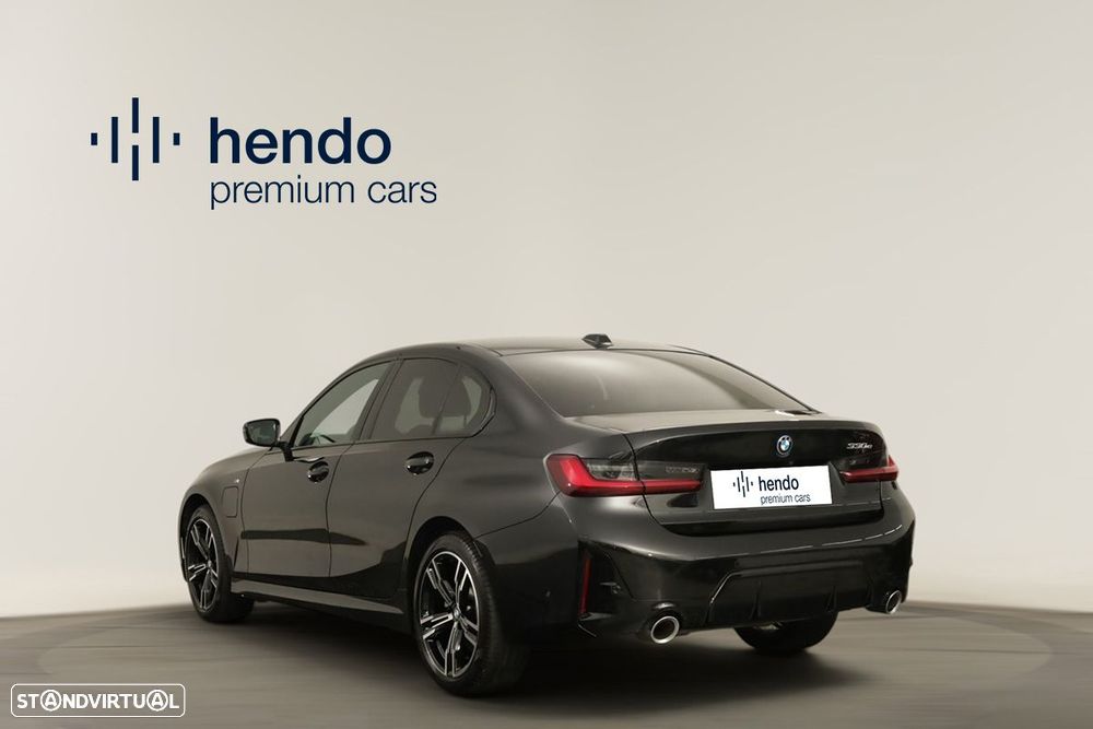 BMW 330 e Pack Desportivo M Auto - 4