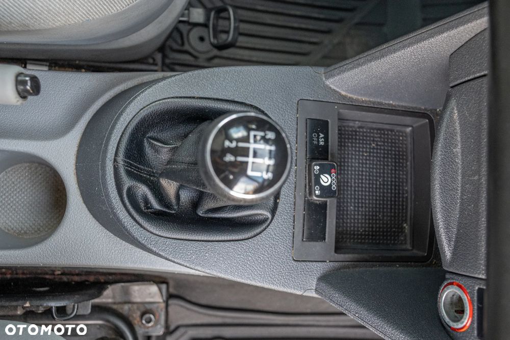 Volkswagen CADDY - 17