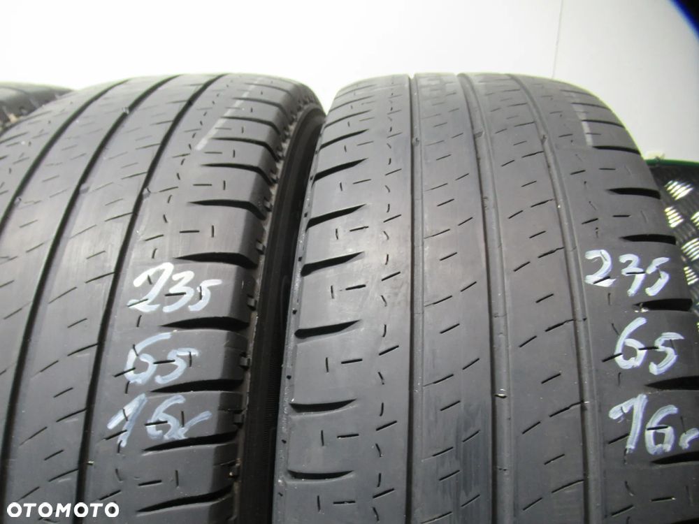 4x Michelin Agilis 235/65/16c - 2