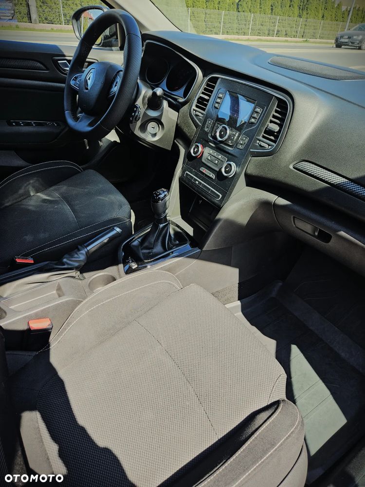 Renault Megane 1.6 SCe Zen - 3
