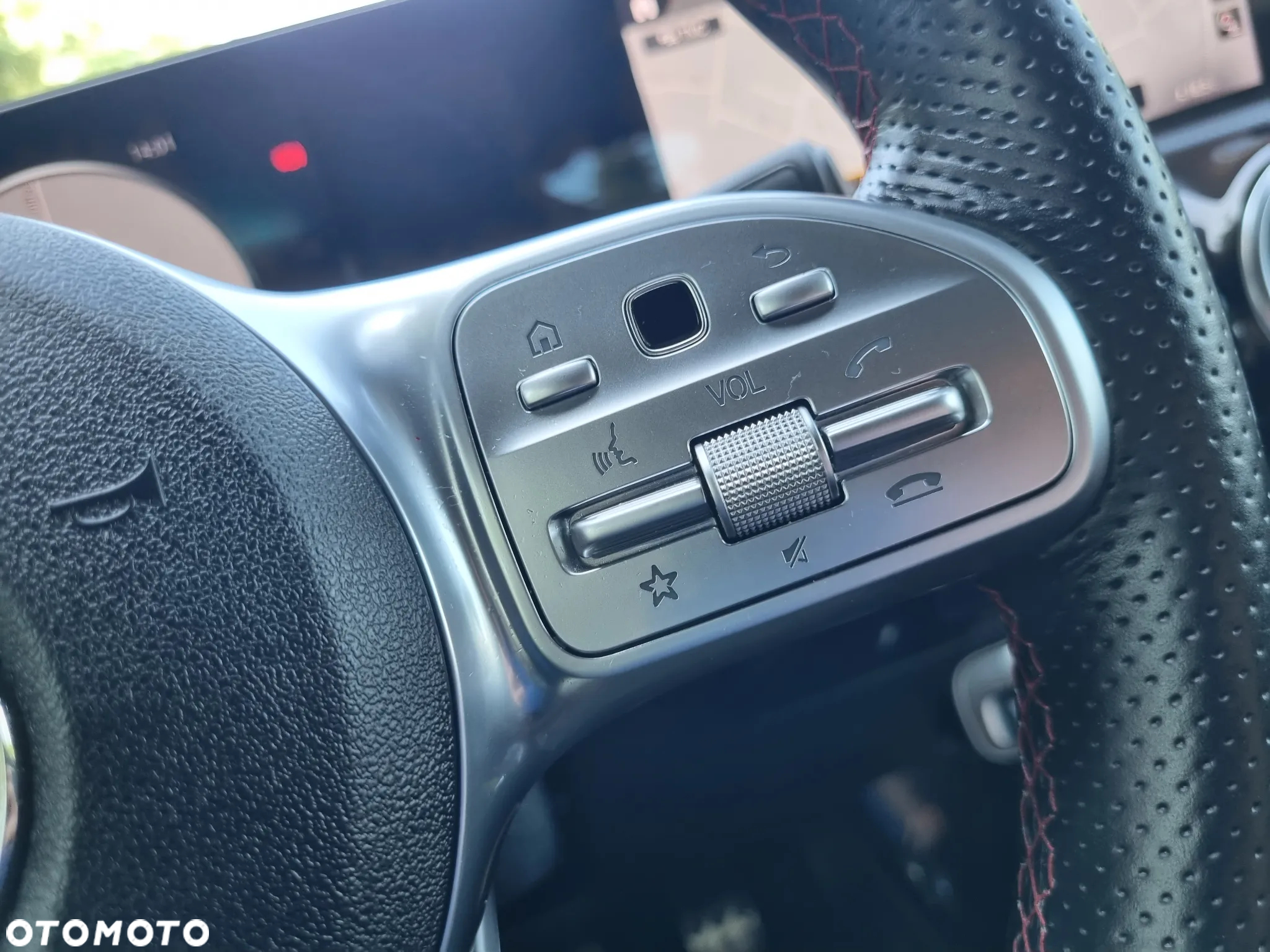 Mercedes-Benz Klasa A 200 d AMG Line 8G-DCT - 18
