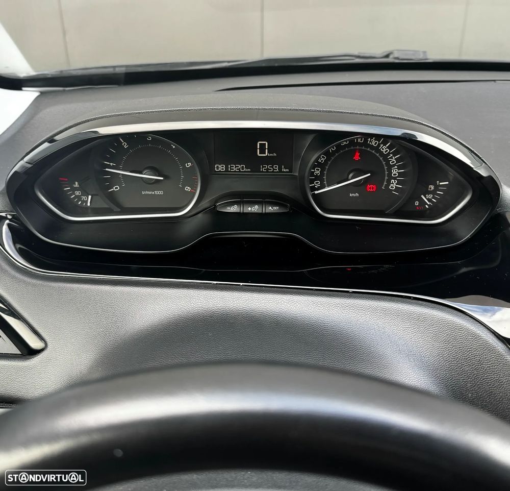 Peugeot 208 1.5 BlueHDi Signature - 7