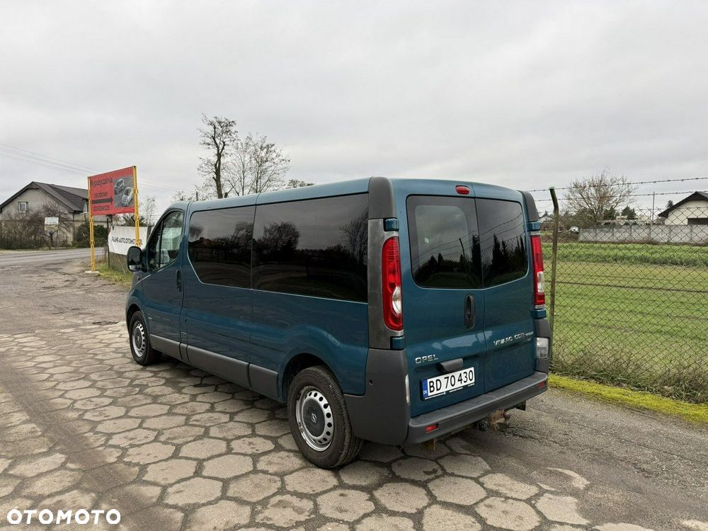 Opel Vivaro L2H1 2.9t - 25
