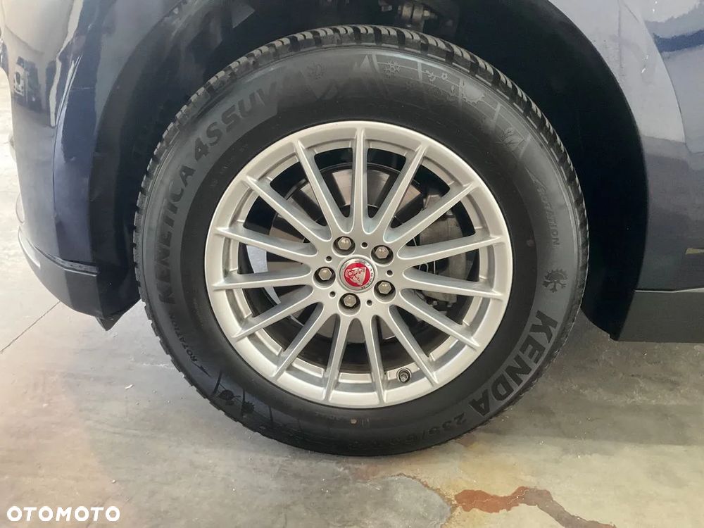 Jaguar F-Pace 2.0 i4D AWD Pure - 11