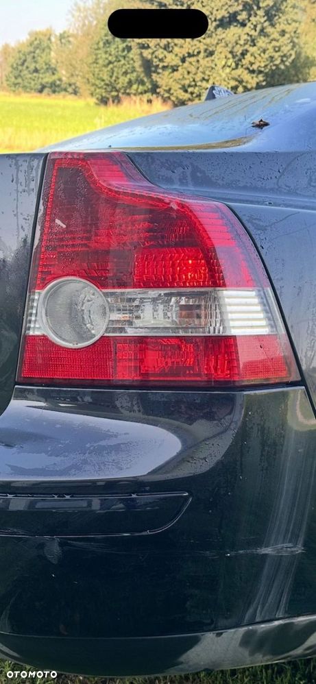 LAMPA TYLNA PRAWA PRAWY TYŁ VOLVO S40 II - 2