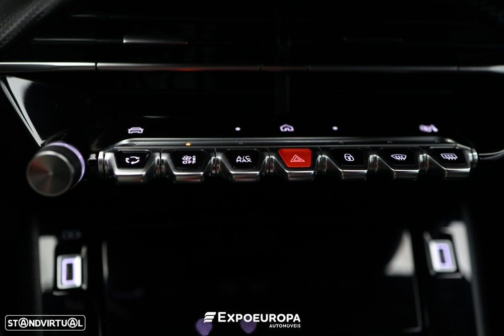 Peugeot e-2008 GT - 21