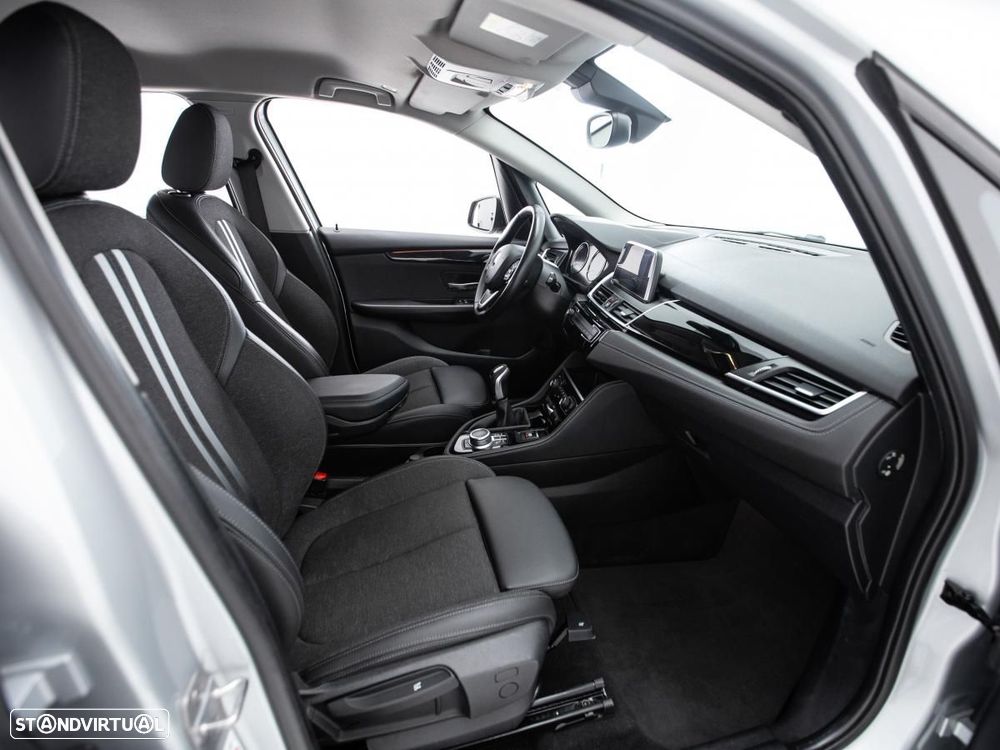 BMW 216 Active Tourer d Line Sport - 10