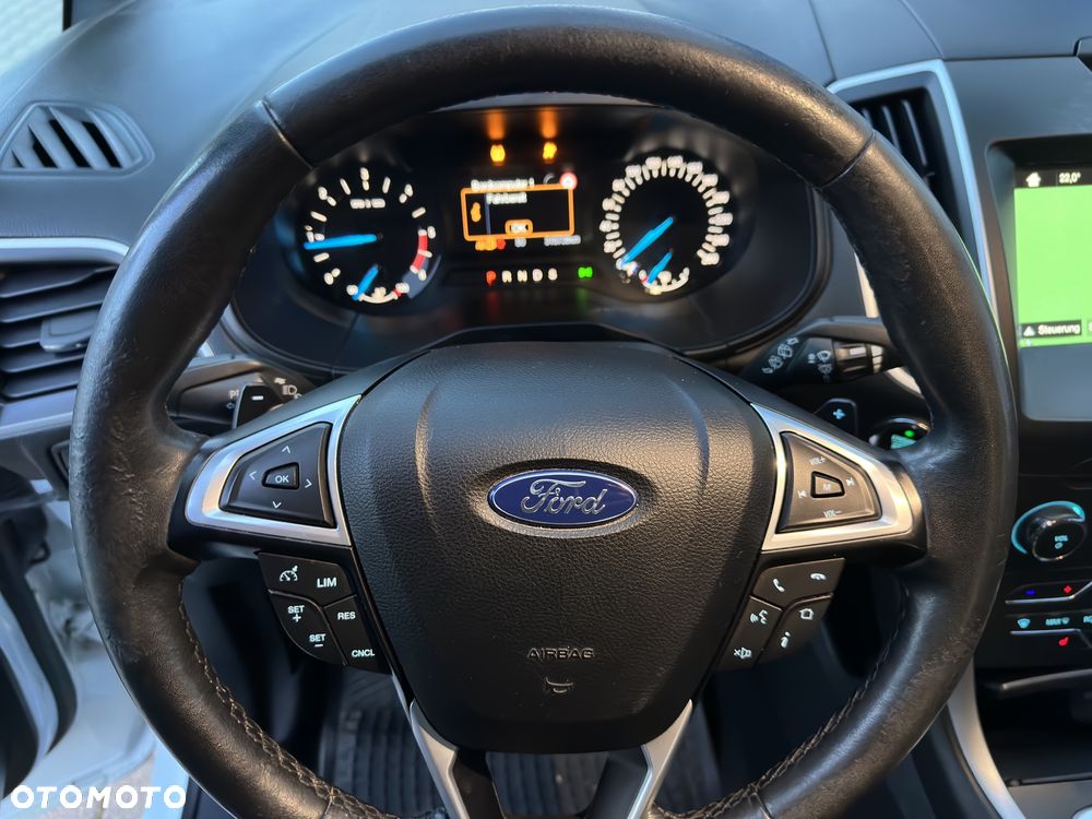 Ford S-Max 2.0 TDCi Titanium PowerShift - 9