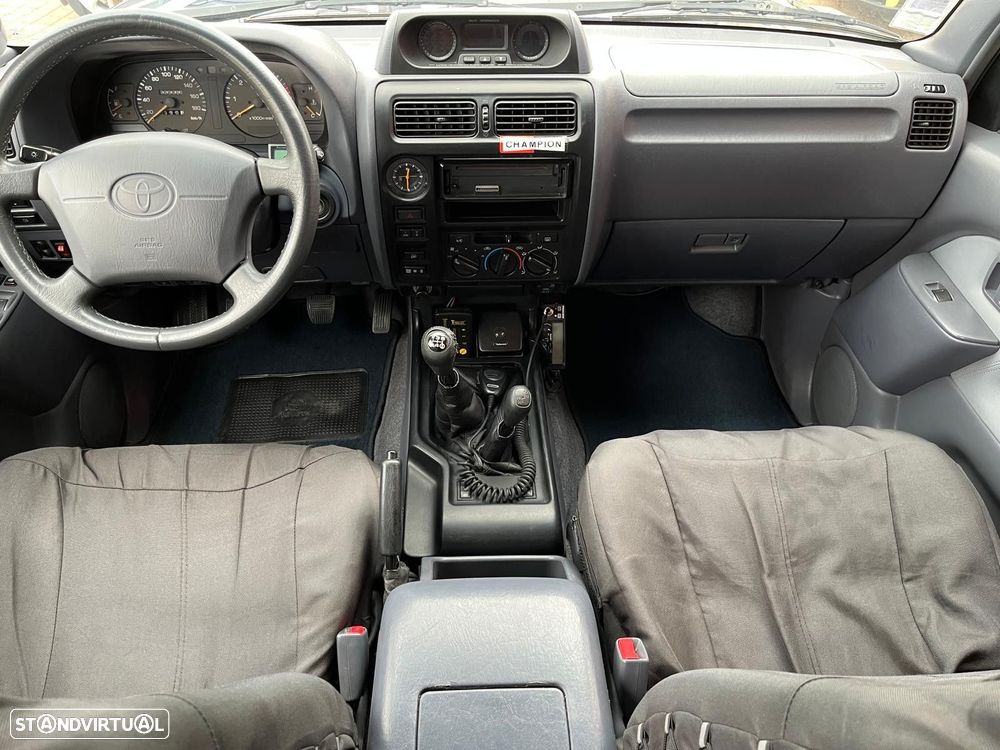 Toyota Land Cruiser 3.0 TD Pack 2 - 15