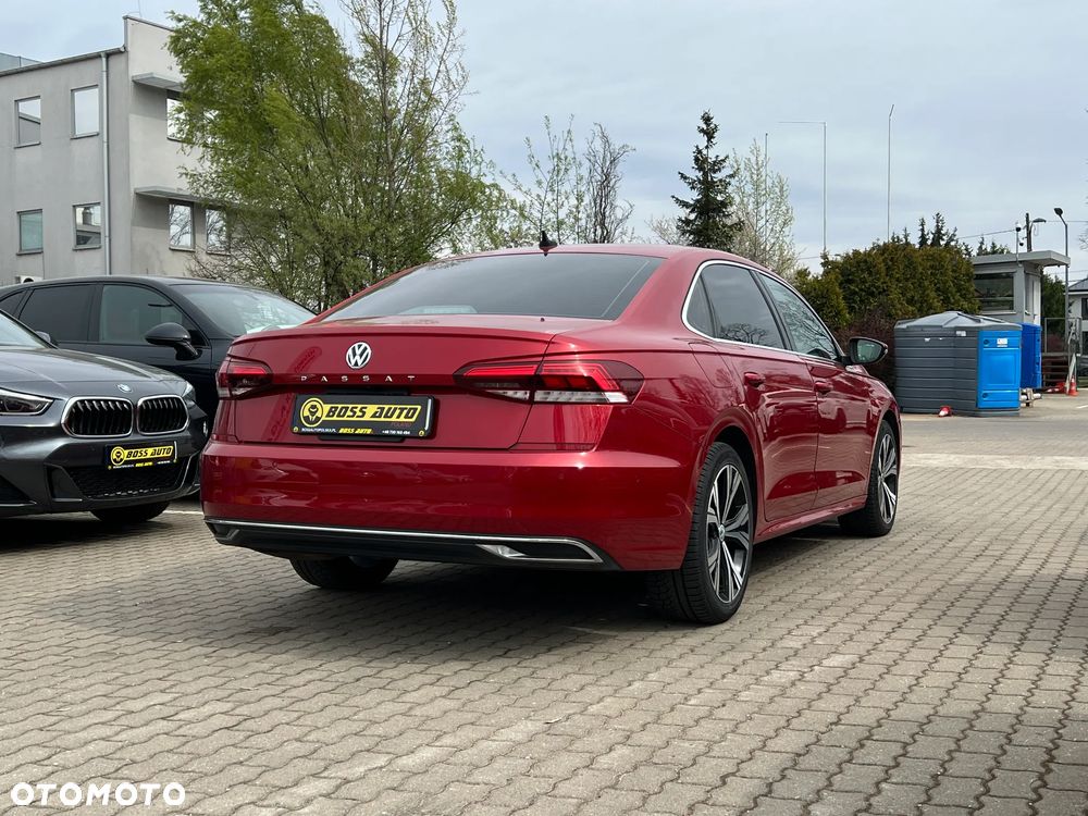 Volkswagen Passat - 9