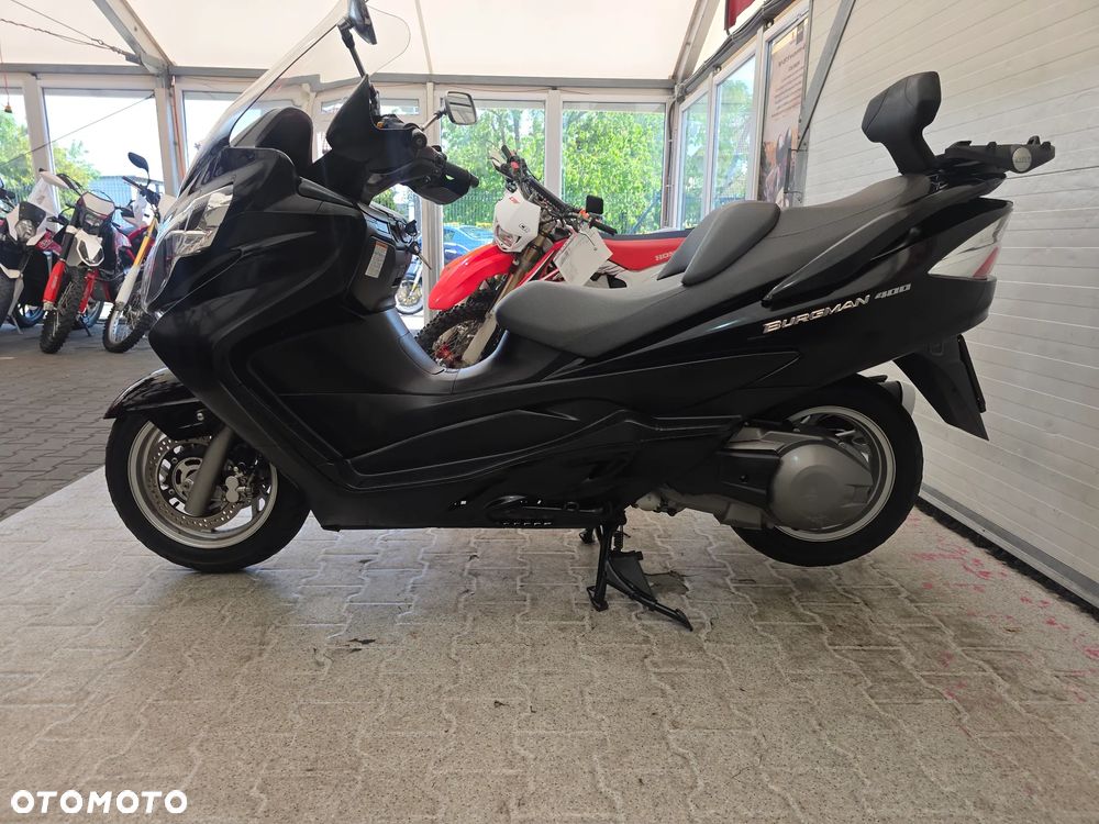 Suzuki Burgman - 14