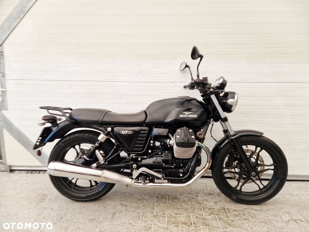 Moto Guzzi V7 - 11