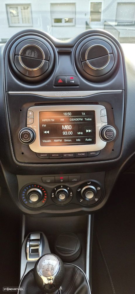 Alfa Romeo MiTo 1.3 JTDM Urban - 11