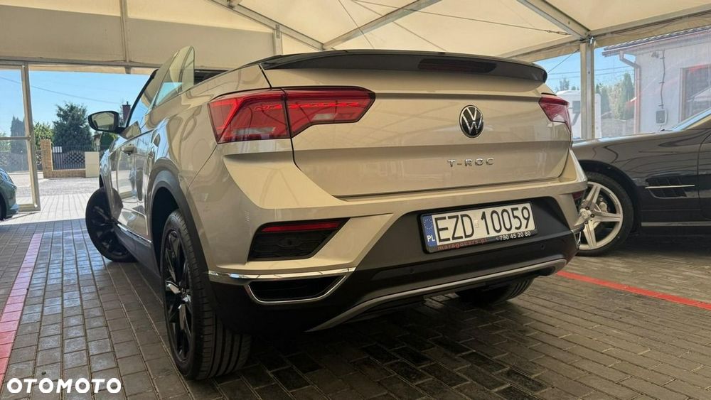 Volkswagen T-Roc - 21