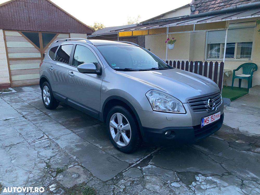 Nissan Qashqai+2 2.0 dCi DPF 4x4 tekna - 1