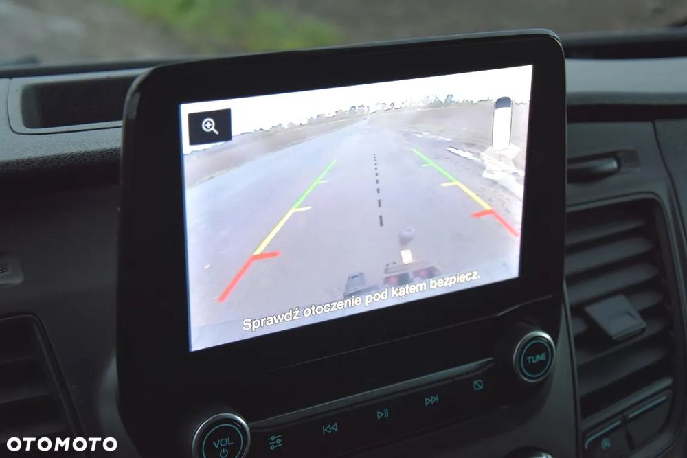 Ford TRANSIT CUSTOM 300 L2H1 - 36