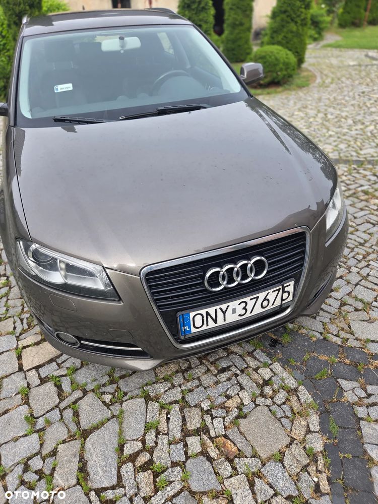 Audi A3 Sportback - 1