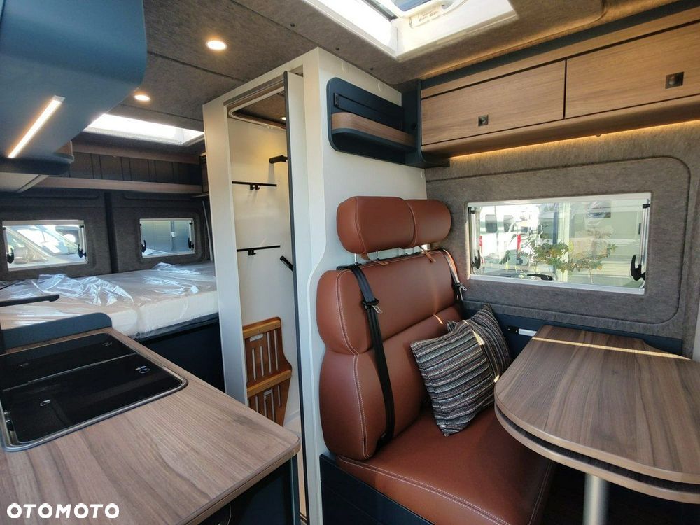 Hymer-Eriba Eriba Car 600 kampervan na bazie VW, marki premium ERIBA CAR - 13